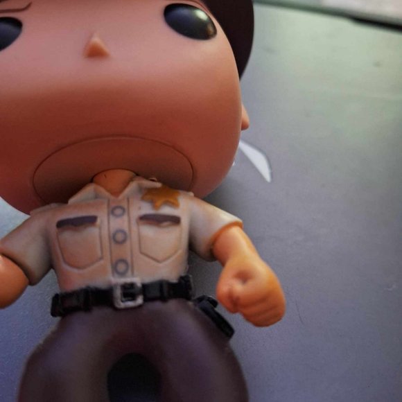 Walking Dead Rick Grimes Pop funko! - Picture 2 of 4